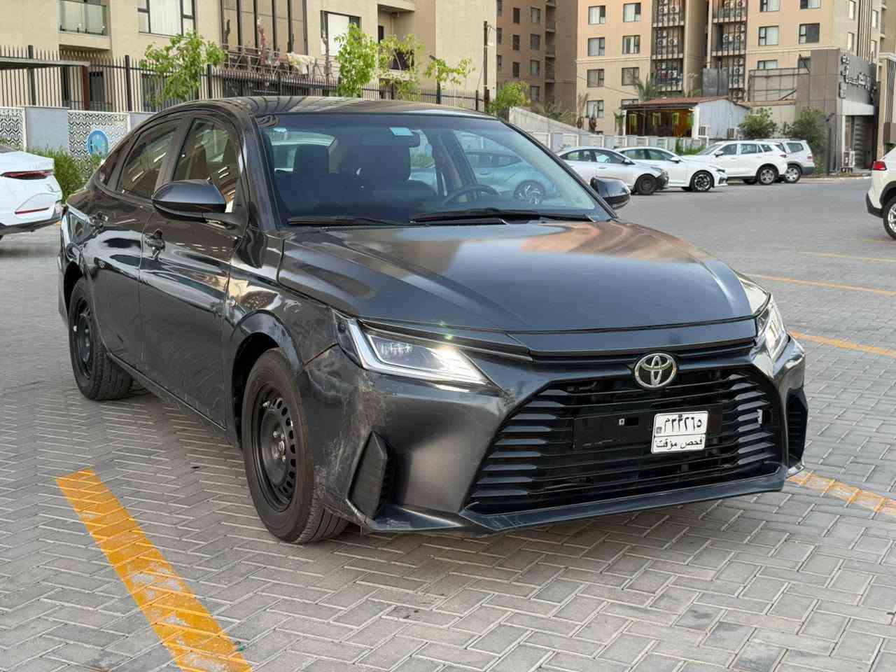 السلام عليكم
تويوتا يارس 
بدون رقم فحص 
وارد خليجي موديل 23 
بيها صبغ جاملغ وبنيد وباب سايق 
مواصفات 
محرك 1600
نصف فوول 
مكانها بغداد حي الجهاد 
السعر 98 $
للاستفسار 
***********
