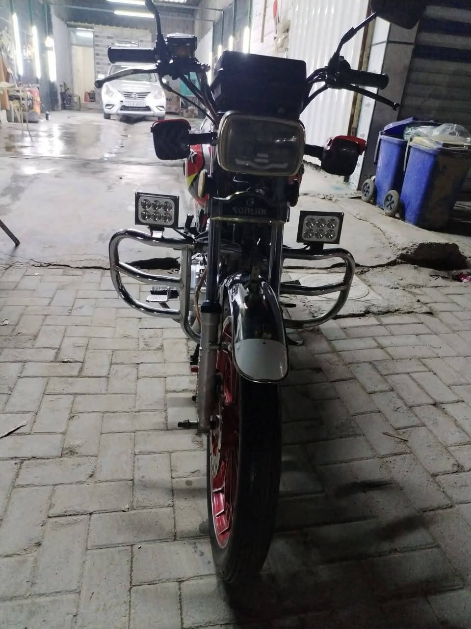 سلام عليكم إيران موديل 2024 خمسه كير
كهربائية كله شغاله 
عدسه محرك مامفتوح وبلاديه ونضافه فوول 
السعر 700 $ وبيها مجال : مكاني فلوجه حي العسكري  الرقم الاتصال او خاص : ***********
