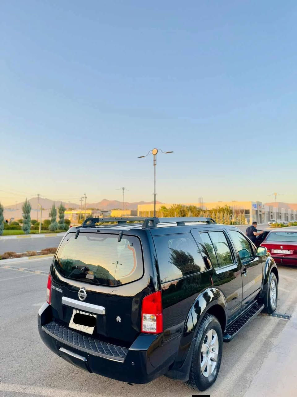 نیسان باسڤاندەر 2011
ناوزەرد تەبرید مەرکەزی 
یەک پارجەی بەس پەمپە 
سیستمی غازی بودانراوە جوارتاییەی لووکی بۆبە ستراوە تاقم پیشی تازەیە هەموو گیان بەشەر گیرو مەکینە ی

***********

ئـەگەر سەیارەکەت دەفرۆشیت نامە بنێرە با بلاوی کەینەوە لۆ
