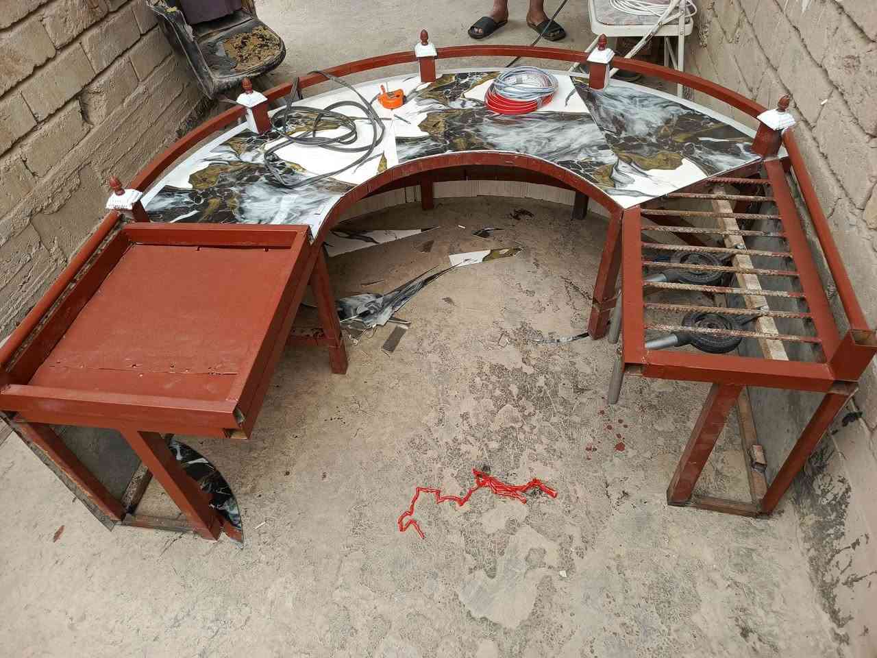 السلام عليكم خدام 
وجار كهوه وجاي للبيع تفصال جديد 
الاستفسار ***********
او خاص
