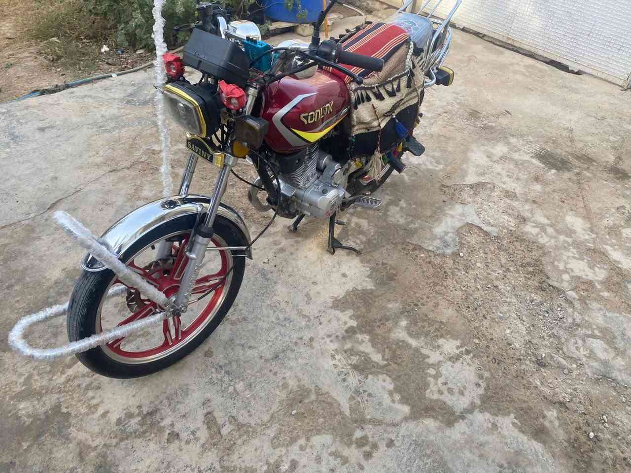 سلام عليكم دراجات للبيع سيفان موديل 22 لا تبخير ولا تنقيص نشاط فول اوراق كامله سعر 530بيه مجال مكان بلدروز أما عسكر ***********
