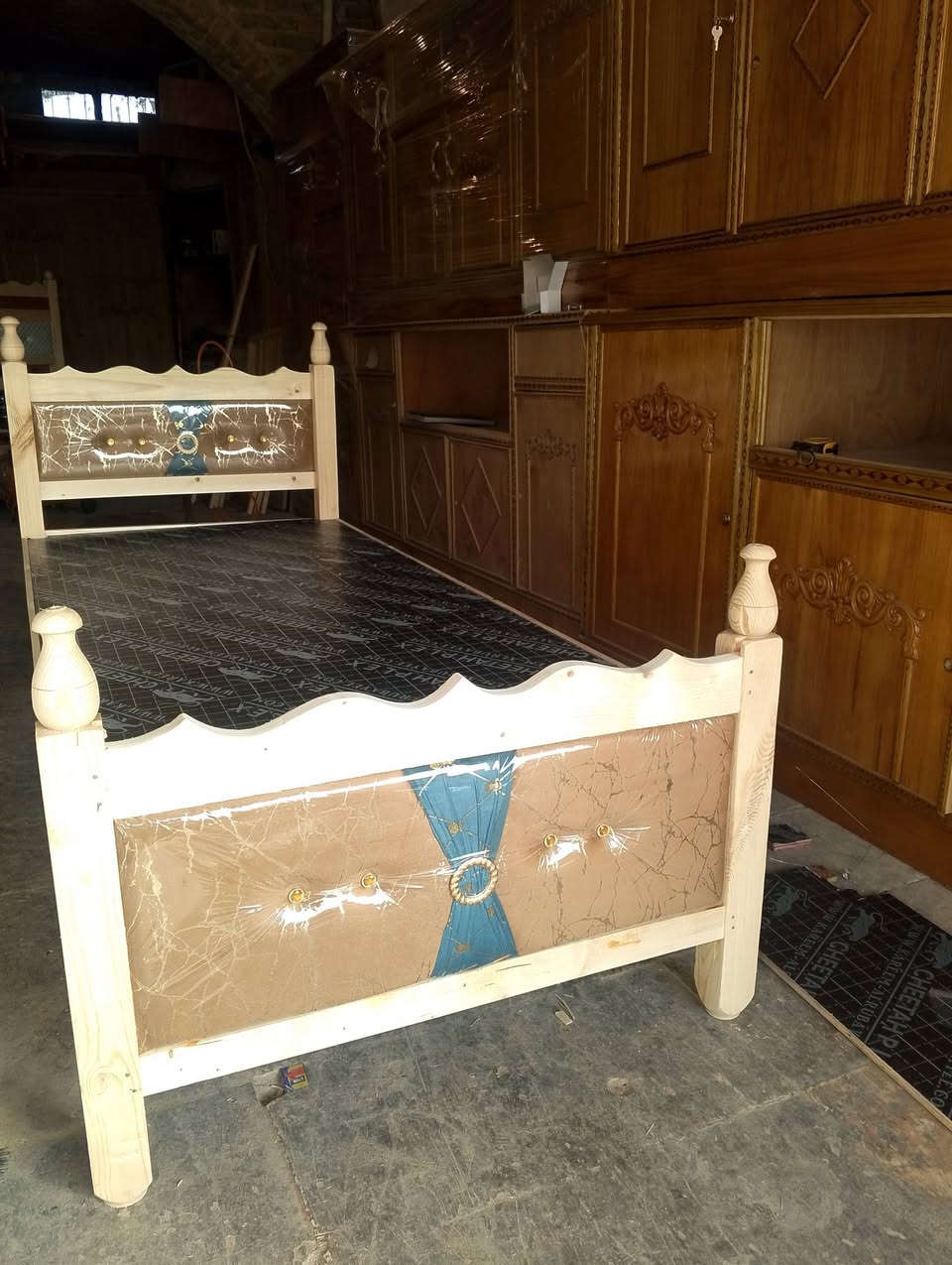 اللهم صل على محمد وال محمد
سرير نفر نجاره تزكام  
#العنوان كربلاء طوريج شارع البلديه قرب مكينه ثلج بلور مجاور كراج الجهاد لوقوف السيارات 
متوفر لدينا خدمه توصيل 🚚 
للطلب والاستفسار يرجى الاتصال بنا على الارقام التاليه 👇🏻 
***********
***********
#بإدارة علي راشد الاسدي
