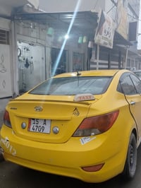 اكسنت 2012للبيع قطعتين ضربه بدون دواخل التبريد كلش زين شاشه ايباد نقاب...