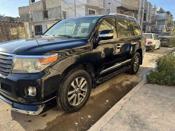 السلام عليكم 
لاندكروز2012🎌

🇯🇵GXR  V6   4000

4X4

السيارة مكفولة كفالة عامة من الصبغ والضربة 

مواصفات السيارة 

شاشة 

4كامرات 

مثبت سرعة 

تحكم ستيرن 

كشن كهرباء 

ثلاجة 

فتحة 

زراكات للايت الامامي 

حساسات امامية خلفية 

مري شفط وية التقفيل 

تشغيل عن بعد 

عليهة ادامة كاملة من نوزلات بلكات فيت بم 

كلة جديد 

محرك كير كلة مكفول 

السعر 349وبيهة مجال 

للتواصل *********** 

مكان السيارة بغداد
