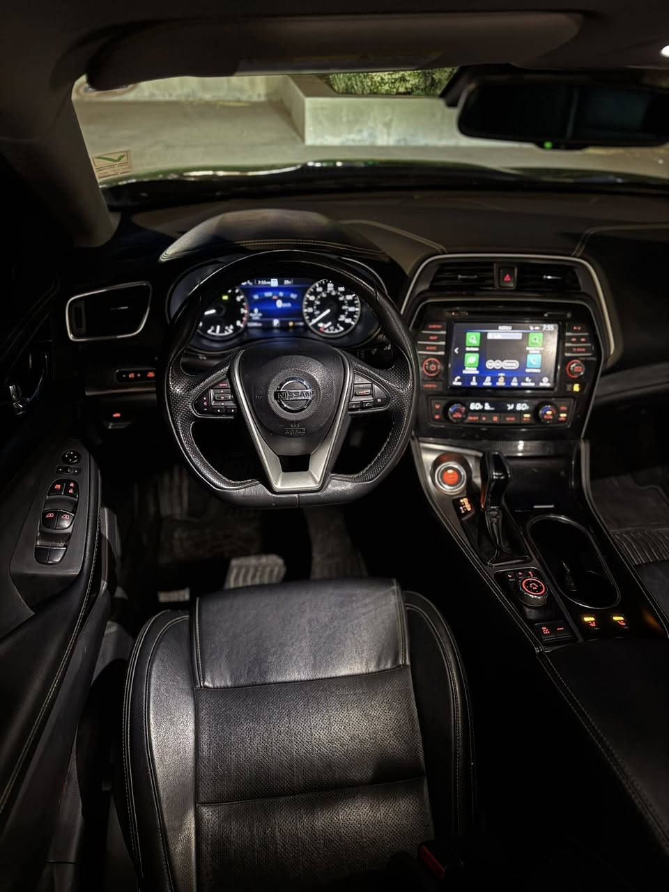 للبیع ✅📦‎  nissan maxima (2022)
‎ (SV)
سعر 137 ورقة و شوية مجال 
‎محرك V6 حجم 3500 
‎ المواصفات : بصمه 
‎أنظمة قيادة ايكو سبورت نورمال
‎كشنات جلد
                                              رادار امامى و                                                        و                       حساسات امامى و خلفى
‎كشن كهرباء سائق + سكن
‎كشن هيتر سائق + سكن
‎كاميرة خلفية ‎شاشة كبيرة
‎ويل حجم 18
‎تشغيل عن بعد 
‎تحكم جامات عن بعد
‎كروز سرعة تحكم ستيرن 
‎اشارات ترحيب منظومة زنون أصلية 
‎ليدات امامية
‎ماوس تحكم شاشة
‎ وبصمة ابواب وباقي المواصفات معروفة 
‎تايرات جديدة وباتري جديد 
‎ مكينة گير تبريد كهربائيات كلها مكفولة بشرط بجم امامى و خلفي كبس بدون شانصى 
الضرر  : فقط ربع بونیت بدون دواخل بشرط 
سعر (137)  شوية مجال 
                                      مكان سيارة / اربيل
                   ☎️ رقم تيلفون:***********
