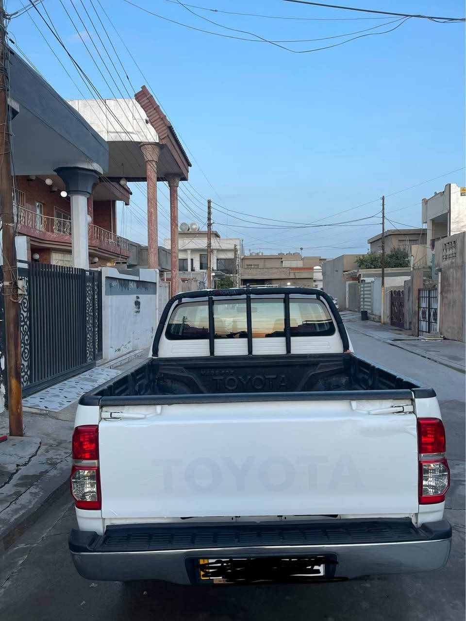 مەرزییە مودیل 2012 ناوسور قولاب جوان و خاوین بویاخی هیج نییە مەکینەی نەکراوەتەوە بەشەرت گیر بەشەرت توزی وردە ساردی هەیەو بەس سەیارەیە تابلیی جوانە سەنەوی تازەیە تا 2029 دينار مةسروفي نييه شوين كةركوك سعرى 176مەجالی برایانە***********و*********** كركوك, العراق
