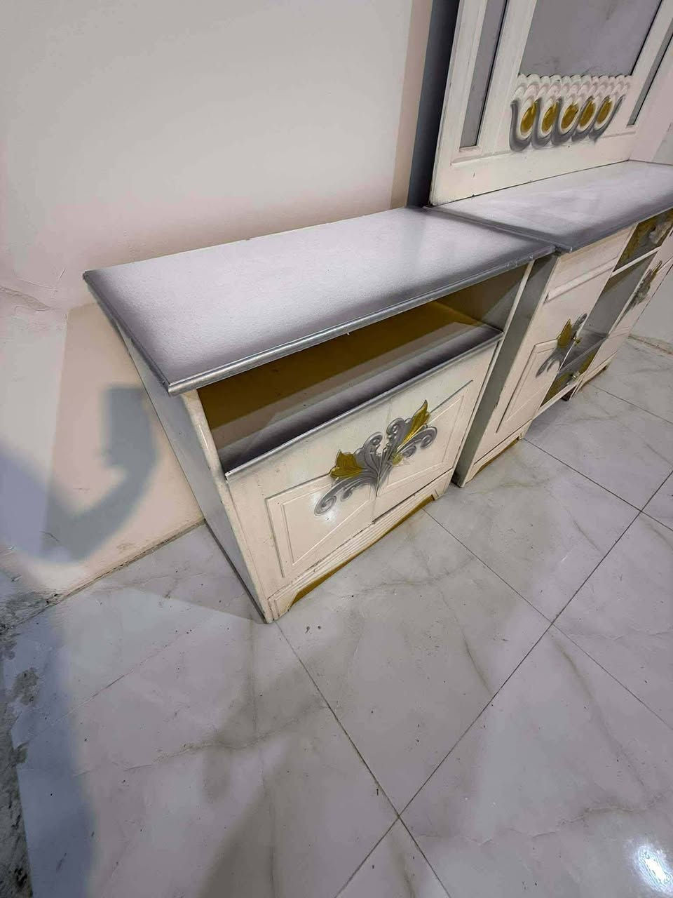 غرفه صبغ حراره ابيض
السعر ٨٥٠ وبيها مجال 
شد نقل داخل بغداد مجاني 
نضافه ٩٠
تسع قطع
#غرف #صعدوا #مستخدم


**إذا كنت صاحب هذا الإعلان وتريد حذفه لأي سبب، رجاءا أرسل رسالة إلى الدعم الفني**