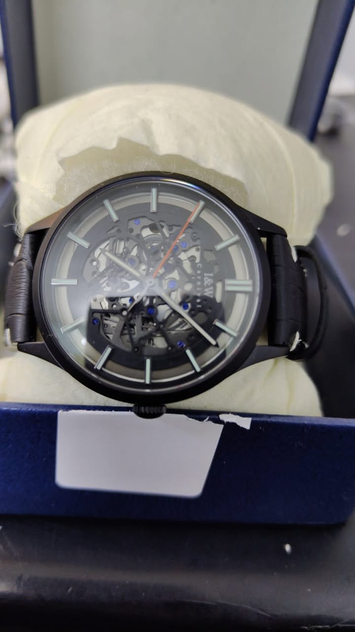 ساعه من ماركه كرنفال اوتماتيك مكينه ياباني ضهر كشف ساعه جميله بشكل مال امزون #مزاد من 30الف وينتهي ساعه ب12بليل وشكد متوصل بل عافية


**إذا كنت صاحب هذا الإعلان وتريد حذفه لأي سبب، رجاءا أرسل رسالة إلى الدعم الفني**