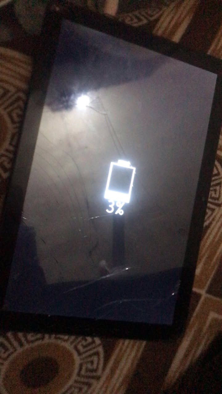 تاب للبيع يشحن بس مايشتغل ماعرف ليش خلي سعر وبلعافيه


**إذا كنت صاحب هذا الإعلان وتريد حذفه لأي سبب، رجاءا أرسل رسالة إلى الدعم الفني**