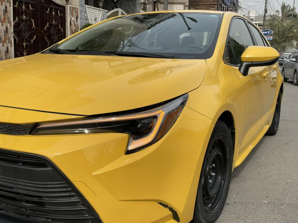 🚗 للبيع: تويوتا كورولا LE هايبرد 2023
📍 مكان السيارة: بغداد الاعظميه
📞 للتواصل: ***********

📊 المسافة المقطوعة: 47500مايل
🛠️ المحرك: 4 سلندر – 1800cc هايبرد

⚠️ أضرار السيارة:
• وارد أمريكي – حادث خلفي 
• تبديل قبغ الصندوك مع تصليح الجاملغ الخلفي
• الإيرباكات سليمة 
• صور الحادث مرفقة مع الصور
السونر مرفق مع الصور
📌 تفاصيل إضافية:
• رقم السيارة: بغداد الدولي الجديد
• باسم المالك – تحويل مباشر
• لون السيارة:اصفر -اجره
📞 للتواصل: ***********
