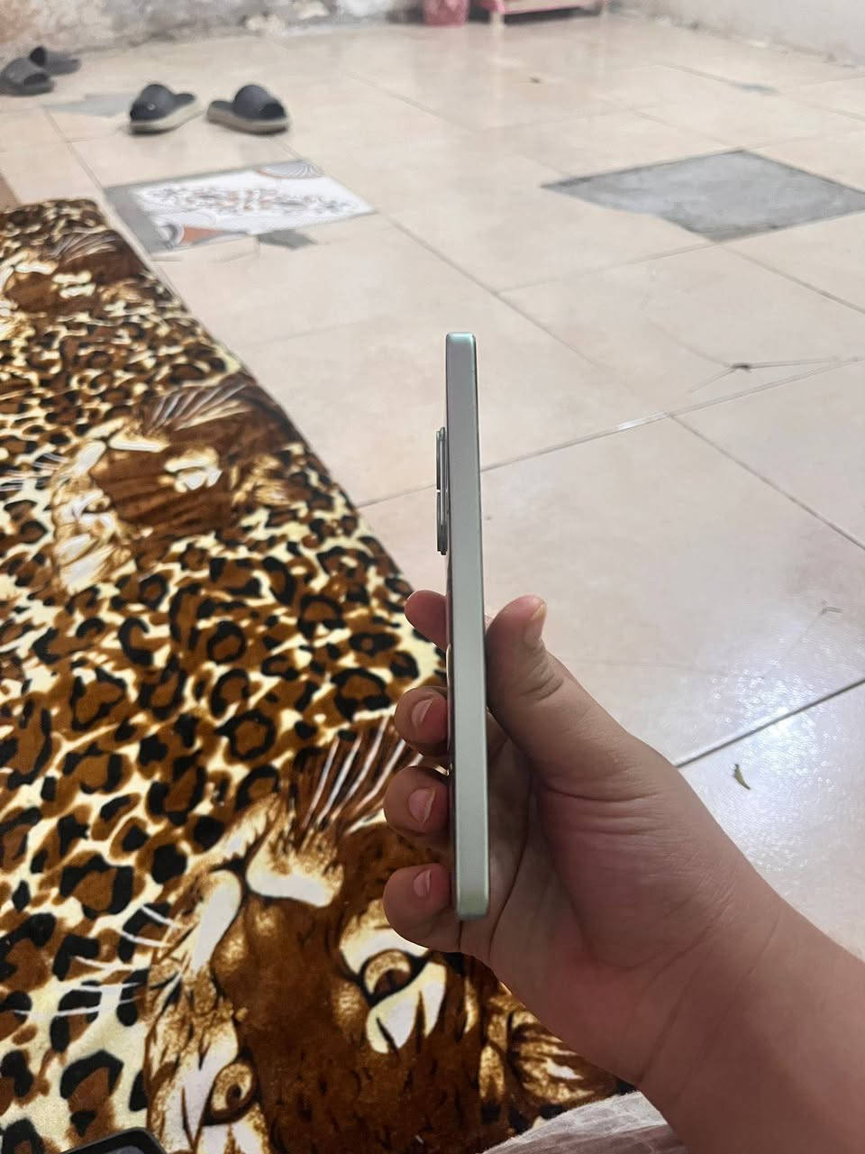 سلام عليكم عندي بوكو اكس7برو ذاكرته512 جهاز نضيف جهاز بعده جديد عدد دوراته98 بعد وكاله كامل ملحقات سعر350 بي مجال


**إذا كنت صاحب هذا الإعلان وتريد حذفه لأي سبب، رجاءا أرسل رسالة إلى الدعم الفني**