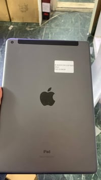 آيباد ٩ • ٦٤ • بلكارتونه