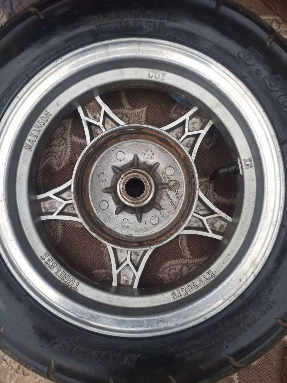 ويل خلفي مال ماكس ابو النجمه بعده جديد ما مستخذم للبيع السعر 25 وبي مجال قليل


**إذا كنت صاحب هذا الإعلان وتريد حذفه لأي سبب، رجاءا أرسل رسالة إلى الدعم الفني**