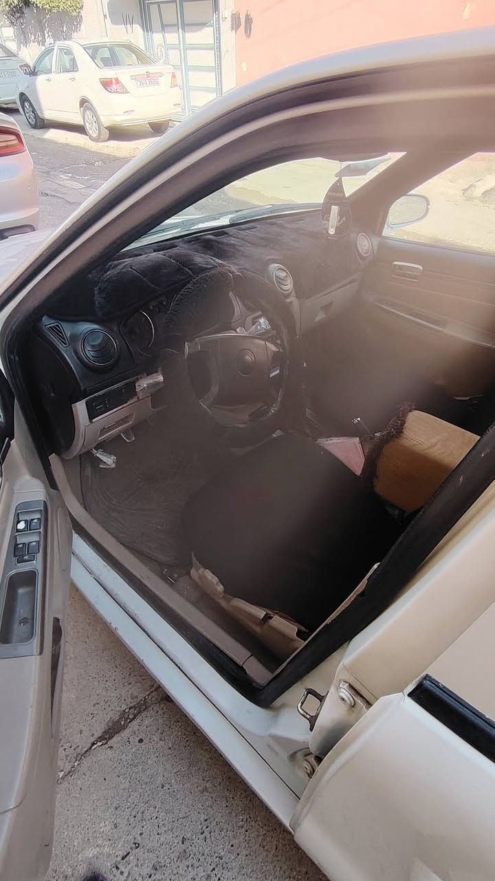 سلام عليكم البيع مستعجل 41
سي كي البيع محرك وكير شرط كاربون  مضبوغه حزام بيه تدفيه شغل بوري مال تبريد مكسوره طخم مابيه شي ظخم ترات جديد سياره حلو نضيفه مانقصه الف دينار هذا رقمي ***********
