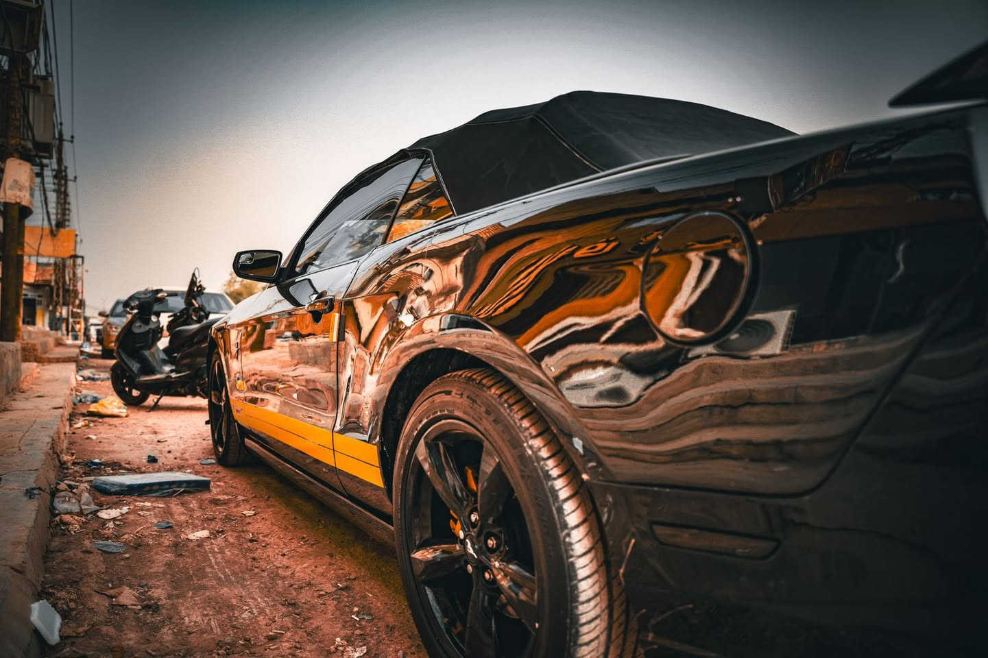 �✨ للبيع: فورد موستنك كشف 2014 ✨🚘

📍 السيارة نصبتها حلوة ومصروف عليها
📍 حادثها: قطعتين فقط – الحادث والسونار موجود
📍 مواصفات الموستنك العادية

🔹 إضافات:

 • لحية RTR
 • دفيوزر + حلوك دبل
 • كشنات Recaro أصلية

🔹 الحالة:

 • كير + مكينة + حدادية كله نظيف
 • برغي مابيها نقص
 • صيانة دورية ومصروف عليها

📌 المكان: بغداد – الدورة
📞 للاستفسار اتصال فقط :*********** متوفر واتساب
السعر 103 وبيها مجال
