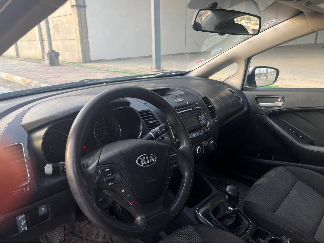 كيا فورتي موديل 2018 كير عادي رقم بغداد انكليزي تحويل بل الاسم السياره كفاله عامه عدا بارد بل بنيد سونارهه وياهه كير ومكينه دوش تخم تاير السياره جاهزه من كلشي السعر 105 
العنوان واسط مركز مدينه
الاستفسار الاتصال ع رقم *********** علما غير متواجد ع فيس بوك دهل اوران, واسط
