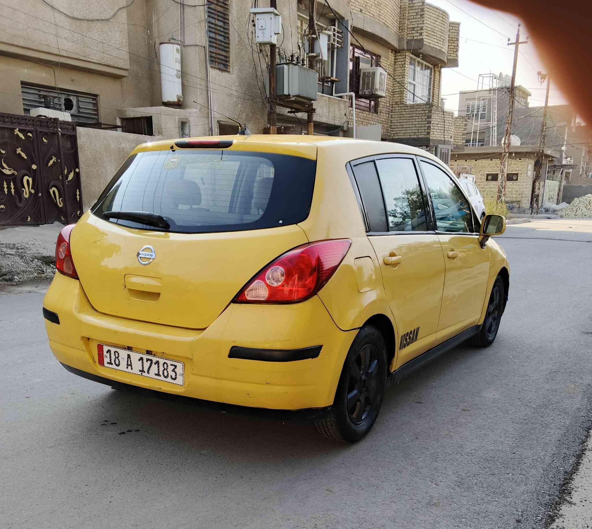 السلام عليكم 
فيرسه 2009 باسمي تحويل ثاني يوم بلتاجيات
كير مكينه بلجيس
تخم تاير جديد
كير اي تي المرغوب
مكينه1800
تبريد ثلج
صدر جديد
سياره بلاديه 
حادثها جاملخ امامي وبنيد
سعر 60وبيها مجال للطيبين بكاني بغداد الشعب
***********
‏‪***********‬‏
