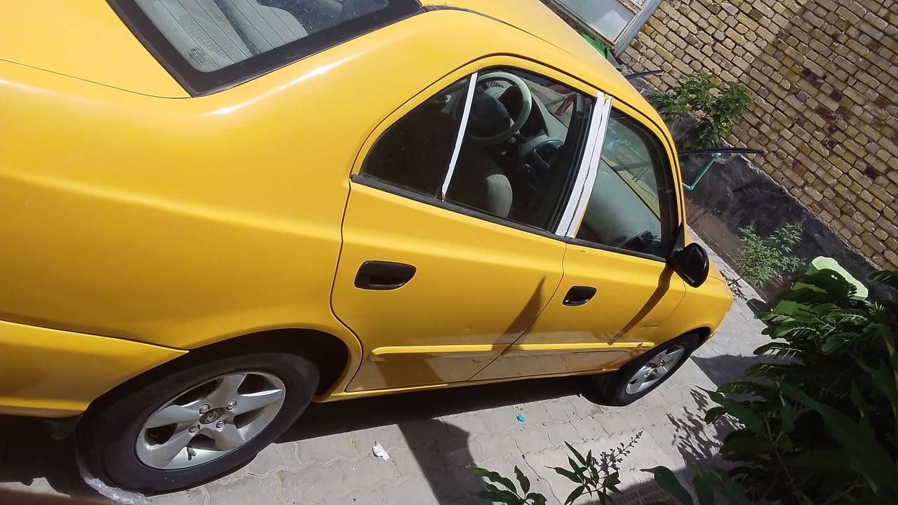 فيرنا موديل 2011 سياره جاهزه من كلشي باسمي حداديه جديده ستوه شاهده تبريد ثالج الله شاهد سياره بلاد بدون حادث كير أو تماتيك مكينه وكير خير من الله سياره مال بيت ما متعوبه وباسمي رقم مشروع وطني رقم الإنكليزي سعر 67 وبيها مجال حك جيه رقم ***********
