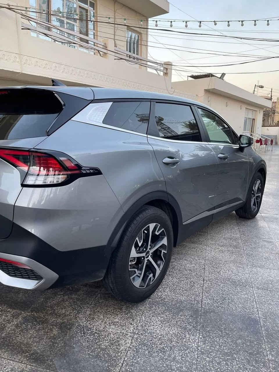 السلام عليكم من رخصة الادمن المحترم
كيا سبورتج 2024 وارد امريكي
محرك 2500 
حادثه تبديل بابتين اصلي مو تجاري
بدون ايرباك السياره 
الحادث موضح بالصور
كشنات جلد تدفئا
قطعتين تبريد
تحكمات استيرن
نقطه عميا
تحديد مسار
اوتو هولد
السياره جدا نضيفه 
كشن السايق كهرباء
مكان السياره بغداد المنصور
السعر 210 $
***********
