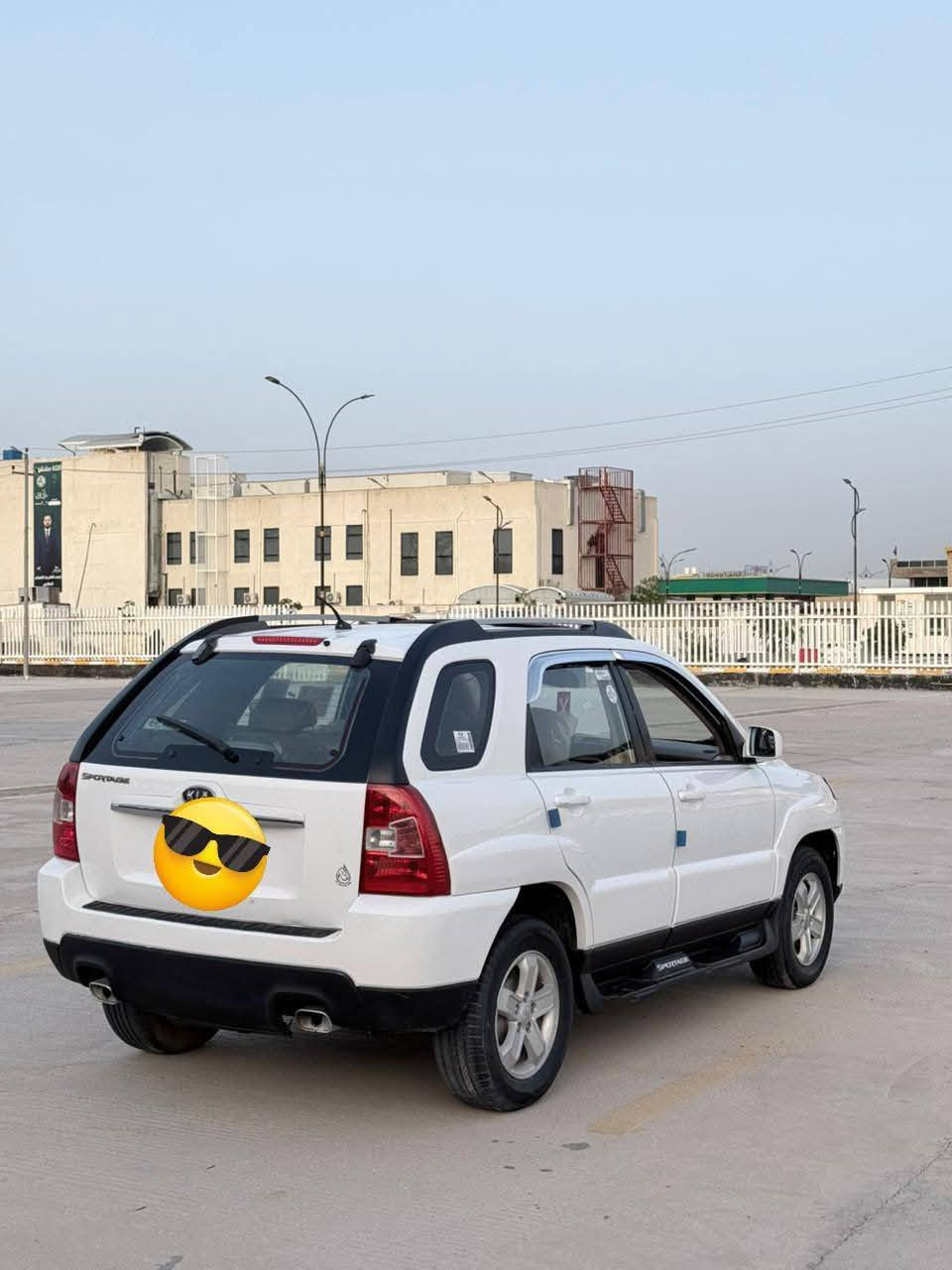 للبيع كيا سبورتج 2010 خليجي فول مواصفات فتحه محرك 2000 دوش داخل عسلي 5 ويل كب حساسات شاشه كامره رقم بصره باسمي تحويل مشروع وطني بيه رشه طرف البنيد فقط والباقي مكفوله من ضربه وتبديل وصبغ والفتح والخياس السياره جديده وجاهزه للخير مابيه كل نقص تبريد ثلج حداديه جديده تخم تاير جديد مكاني ناصريه السعر 118 الاستفسار ***********
