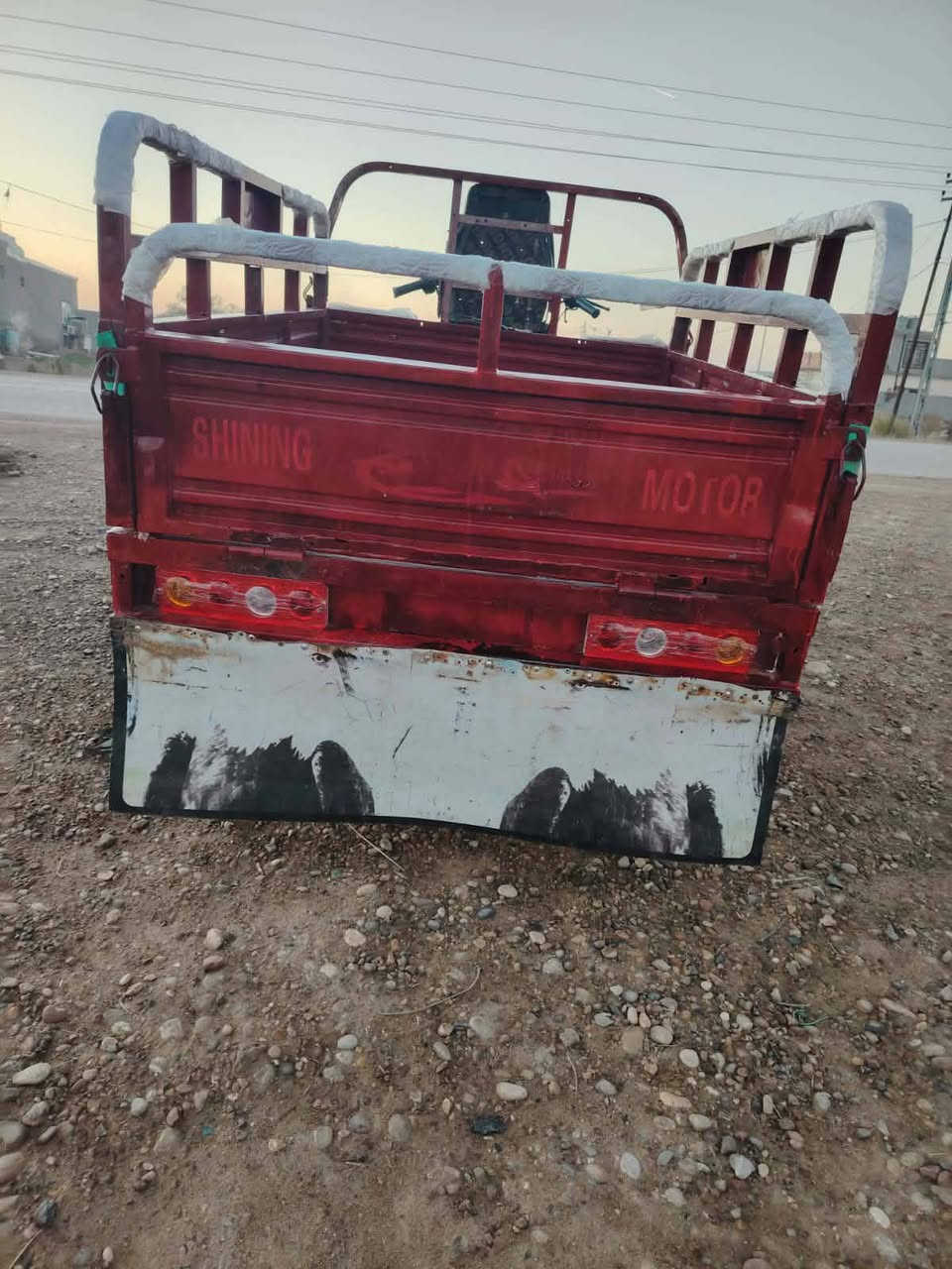 السلام عليكم للبيع موديل ١٨ أوراق كاملة ستوتة كهربائيات كاملة كلهة كاملة للاستفسار ***********
