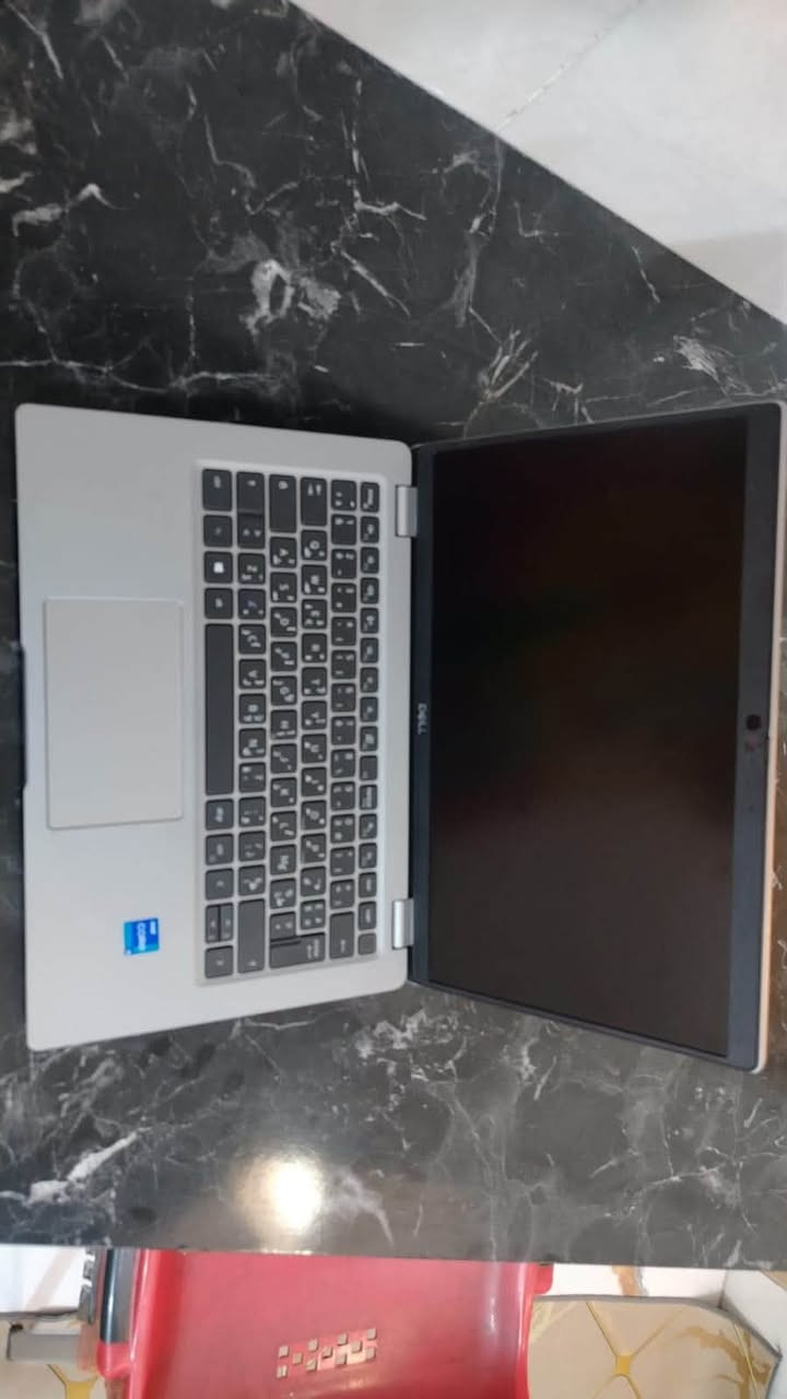 Dell Latitude 5420
🔹 المعالج: Intel Core i5 – الجيل الحادي عشر (11th Gen)
🔹 الرام: 8GB DDR4 3600MHz
🔹 التخزين: NVMe 256GB
🔹 الشاشة: 14 إنش FHD IPS، بتقنية Anti-Glare (ما تعكس الضوء، وضوح ممتاز حتى بمكان فيه إنارة قوية أو الشمس)
🔹 كارت الشاشة: Intel Iris Xe
🔹 لوحة مفاتيح Backlit (إضاءة خلفية)
🔹 منفذين Thunderbolt 4 و يدعم جميع المنافذ USB
🔹 واي فاي Wi-Fi 6 + بلوتوث 5.1
🔹 النظام: Windows 11 Pro أصلي
🔹 معتمد بمواصفة MIL-STD-810H (اختبارات سقوط، اهتزاز، حرارة قصوى) — جسم الجهاز مصمم يتحمل الاستخدام اليومي القاسي وسفرات الشغل
🔹 هيكل مقوّى بالألمنيوم وألياف الكاربون
🔹 حساس بصمة (Fingerprint Reader) مدمج بزر التشغيل
🔹 شريحة TPM 2.0 لحماية البيانات
🔹 غطاء خصوصية للكاميرا (Camera Privacy Shutter)
🔹 تقنية ExpressCharge تشحن البطارية لـ80% خلال 30 دقيقة فقط
🔹 عمر استخدام يوصل لـ8-10 ساعات بالاستخدام الطبيعي

الملحقات:
✔️ الشاحن الأصلي 65W
✔️ حقيبة هدية

💰 السعر: 400 ألف دينار *والتوصيل مجانا*

📍 استخدام خفيف جداً، بدون أي خدوش أو كسور، هيكل ولوحة مفاتيح وشاشة بحالة ممتازة تشبه الجديد تماماً.


**إذا كنت صاحب هذا الإعلان وتريد حذفه لأي سبب، رجاءا أرسل رسالة إلى الدعم الفني**