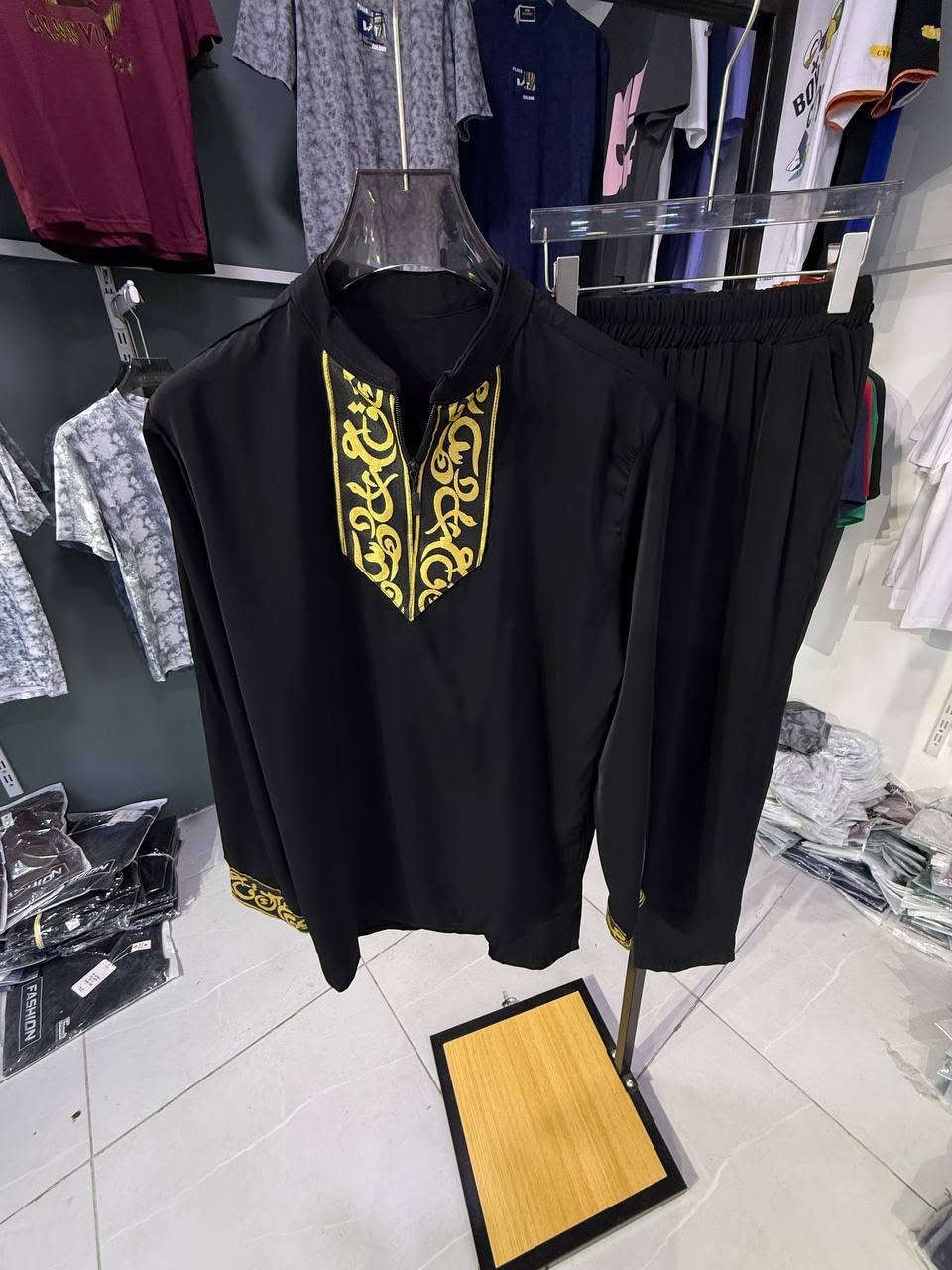 تراك شور خامه اكزز 
قياسات m L xl xxl
درزن 12 قطعه 3 موديلات 
سعر الدرزن 145 الف


**إذا كنت صاحب هذا الإعلان وتريد حذفه لأي سبب، رجاءا أرسل رسالة إلى الدعم الفني**