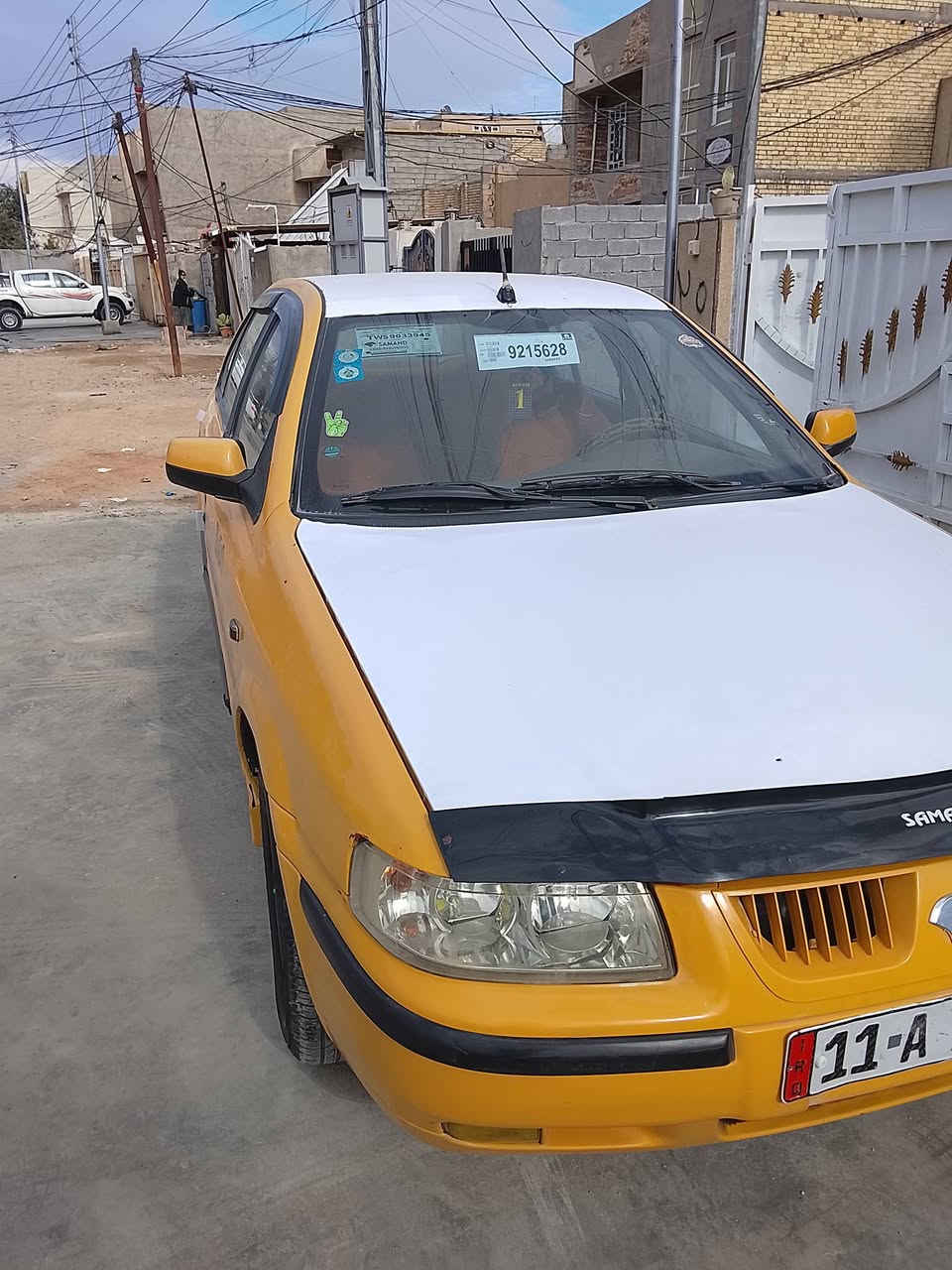 سلام عليكم ورحمه الله وبركاته سمند البيع موديل 11 رقم بغداد إنكليزي مصفره هيهة  وغرامات مكينه كير شواصي مكفولات كهربائيات كلها شغاله سياره حلوه وكامله مناقصه شي بدون صبغ بلاديه السياره بس الهالات مصلحه سياره جديده صدر جديد تخم تاير جديد للتبريد ثلج سياره خير من الله تجي وشوف بعينك تحويل مباشر هاي تفاصيل السياره فدوه لعيونك بس الشراي يتصل السعر 35 الاتصال *********** المكان بغداد تقاطع الدرويش حي التراث
