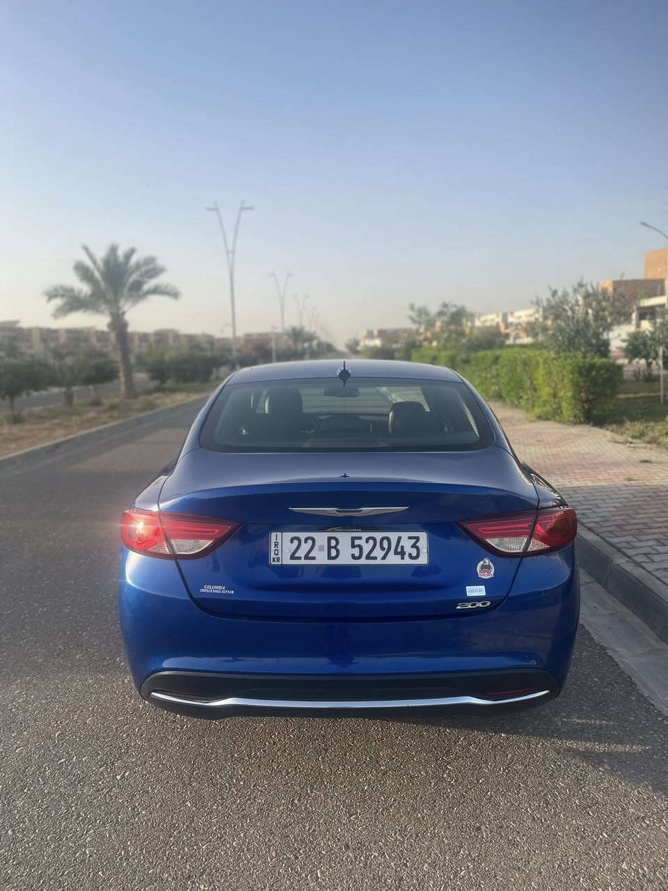 للبيع كرايسلر 200 (Chrysler 200) - بحالة ممتازة ولون مميز

للبيع سيارة كرايسلر 200، تجمع بين الأناقة الأمريكية والأداء العملي. السيارة نظيفة جداً وجاهزة للاستخدام الفوري.
المواصفات:
المحرك: 4 سلندر بسعة 2.4 لتر (Tigershark) - اقتصادي جداً في استهلاك الوقود وقوي الأداء.
اللون: أزرق ملكي (جذاب ومميز).
ناقل الحركة: أوتوماتيك 9 سرعات (تبديلات سلسة).
الحالة العامة: (4 قطع ضرر اني انطيك حزام گير ومحرك شرط انطييك بيهن سياارة استعمال منزلي واقتصادية الى درجه ).
المميزات الإضافية: (دخول ذكي، تشغيل بصمة، شاشة، تحكم سكان، مثبت سرعة ، كشنات جلد كهربائية ).

السعر المطلوب: (10,000$)
للتواصل والاستفسار: (***********)
العنوان كركوك .
