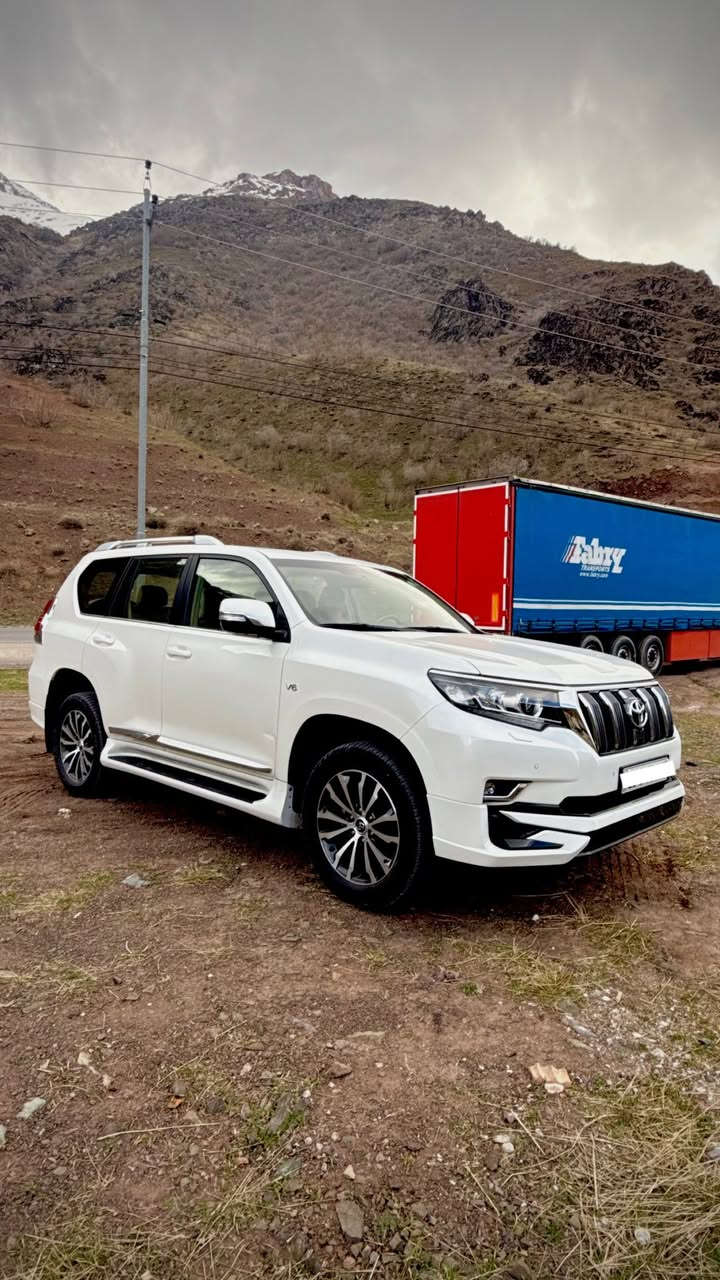 سلام عليكم  برادو ساز ( VX )١/١  مديل 2022
دبل تانكي
 • الممشى: 52,000 كم
 • السيارة على وضع الشركة (كتلوكات كاملة)
 • كاعيات + سبير منازل

🔹 الحالة:
 • كفالة عامة (فتح، صبغ، تبديل)
 • بيها أصبعين BDR خفيف جداً (ما يبين حتى بالسونار)
 • رصعة خفيفة على وضعها

🔹 المميزات والإضافات:
 • دشبول لكزز
 • دبل ماوس
 • كشنات خلفية كهرباء
 • 4 كاميرات
 • بجم نيكل + سبير نيكل + ويل نيكل + ترايش نيكل
 • شفتات مقود
 • دبل تحكم بالمقود
 • مقود كهرباء + ميموري
 • مرايا طي + إشارات بالمرايا
 • أشاير ترحيب
 • زنون لايت + LED + لايت قلاب

📍 العنوان: شارع فلسطين
📄 الملكية: تحويل مباشر

💰 السعر: 477 (قابل للتفاوض البسيط)

📞 للاستفسار:  ***********
