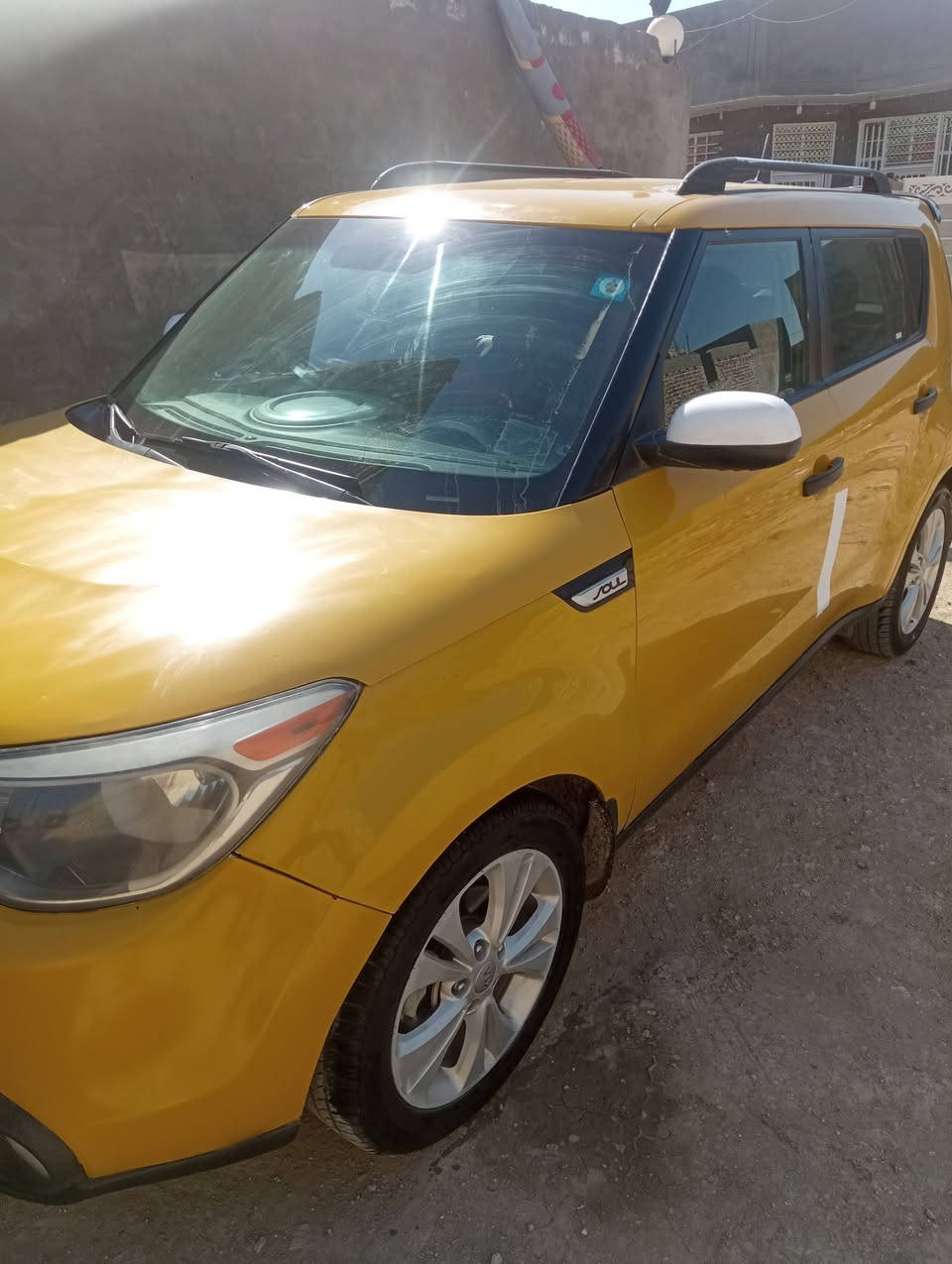 السلام عليكم صول موديل ١٥ مكينة كير حدادية تخم تاير باتري كهربائيات دواخل جدد تبريد  تدفئة سنتر لوك ريمونت تحكم بيه ٣ قطع صبغ رقم قادسية مكينة ٢٠٠٠ السعر ٩٤ وبيه مجال مكانه حلة م ***********
