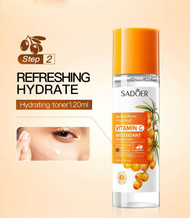 🍊 مجموعةBuckthorn Vitamin C، وهي مجموعة متكاملة للعناية بالبشرة تتكون من 6 قطع مصممة لتفتيح البشرة وترطيبها بعمق بفضل تركيبتها الغنية بفيتامين C ومستخلص نبق البحر. 

✅محتويات المجموعة:-
تتضمن المجموعة روتيناً شاملاً يشمل المنتجات التالية: 
✔️منظف (Cleanser): غسول رغوي لطيف لإزالة الشوائب والزيوت وتهيئ البشرة.
✔️تونر (Toner): يعمل على موازنة درجة حموضة البشرة ويوفر ترطيباً أولياً.
✔️سيروم (Serum): مركز غني بمضادات الأكسدة لمحاربة التصبغات وتفتيح لون البشرة.
✔️كريم للوجه (Face Cream): كريم حريري الملمس يمنح ترطيباً طويل الأمد ويحافظ على نعومة الجلد.
✔️كريم للعين (Eye Cream): مصمم خصيصاً للمنطقة الحساسة لتقليل الخطوط الدقيقة والهالات السوداء.
✔️لوشن لتغذية إضافية وتعزيز مرونة البشرة. 

✅المكونات والفوائد الرئيسية:-
🍊فيتامين C ونبق البحر (Sea Buckthorn): يعملان معاً كمضادات أكسدة قوية لتفتيح البشرة، ومنحها إشراقة، وحمايتها من العوامل الخارجية.
🍊النياسيناميد وحمض الهيالورونيك: يساعدان في توحيد لون البشرة، تنظيف المسام، وترطيبها بعمق.
النتائج المتوقعة: تساعد المجموعة في معالجة الحبوب، التصبغات، وتحسين مظهر الخطوط الدقيقة، مما يجعلها مناسبة لجميع أنواع البشرة.
#الاصلي

🚘يوجد خدمة توصيل لجميع محافظات العراق ٤ 🚘 بغداد, العراق


**إذا كنت صاحب هذا الإعلان وتريد حذفه لأي سبب، رجاءا أرسل رسالة إلى الدعم الفني**