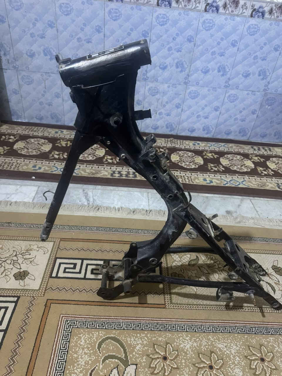 شاصي شبه اصلي مديل ٢٢ اوراق بوري رفيع كلش نضيف قطره لحيم مآبي وفواصله كلهه بلاديه ب ٣٥٠ قفل 🔒 ناصريه اسكان صناعي ***********
