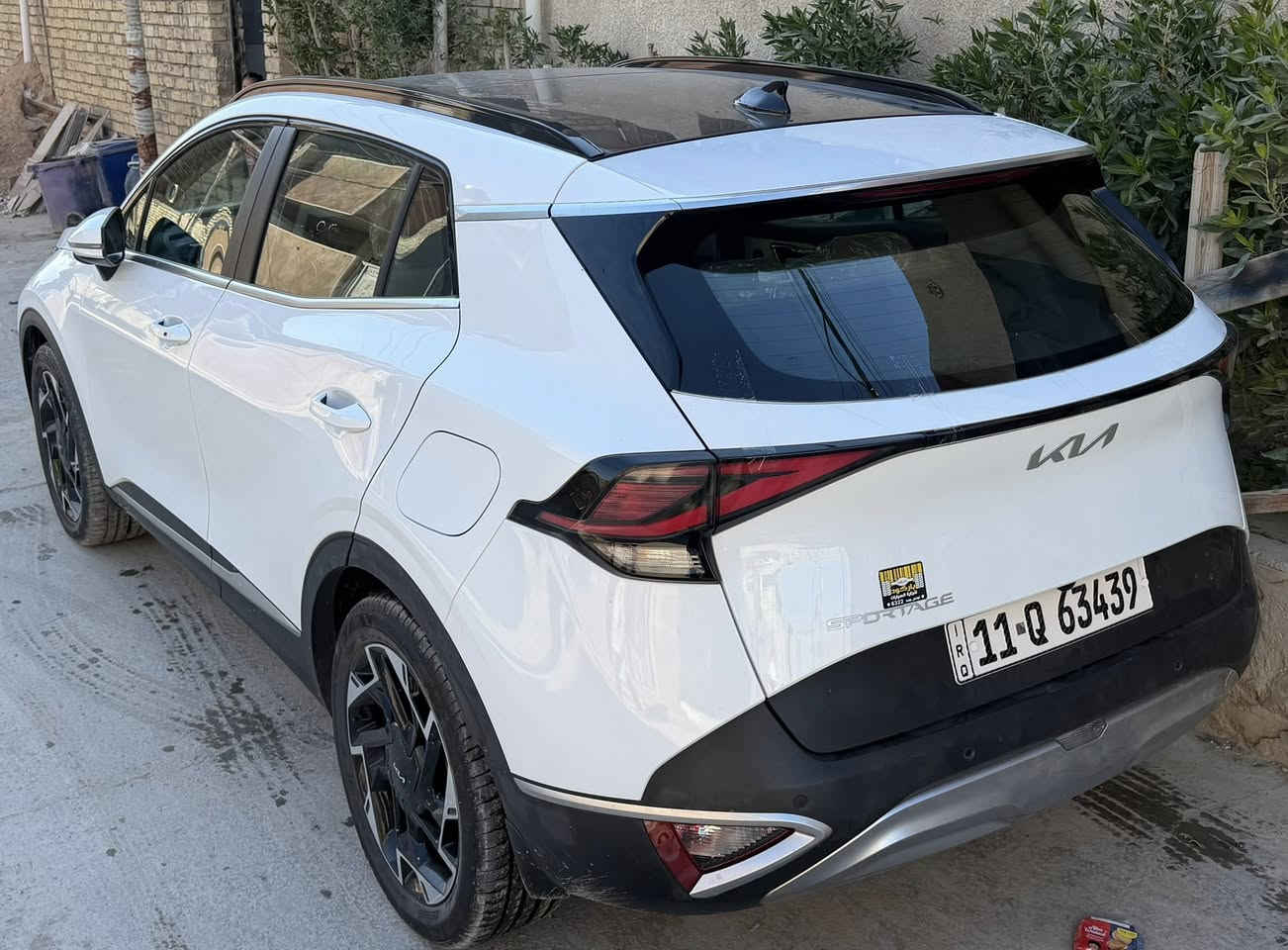 كيا سبورتج 2025 خليجي كفالة عامة
بانوراما ماشيه (10) الف قابله للزياده 
مكفوله كفاله عامه من كلشي 
مكينه ٢٠٠٠ تنفس طبيعي
فول مواصفات 
بانوراما 
اوتو هولد
شفتات ستيرن
كشنات كهرباء 
كشنات تبريد
استرين تدفئه
حساسات امامي خلفي
مانع انزلاق
هاند بريك دكمه
نقطه عمياء
مانع انزلاق 
ويل 20
شحن واير ليس
مخارج يو اس بي بالكشنات
 كامره خلفيه
وبعد مواصفات 
دشبول شاشه
تبريد لمس
العنوان بغداد حي اور 

رقم صاحب سيارة 
‏✅ ‭0775 551 4435‬
