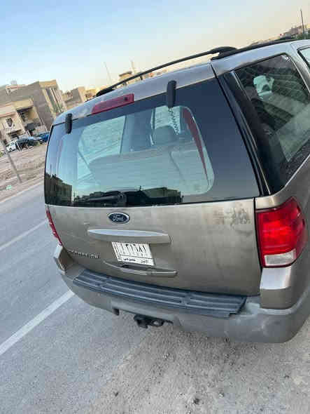 فورد اكسبديشن ٢٠٠٣
محرك و كير Vvt خير من الله 
مشكلتها بس تبريد و يتصلح 
السعر  6000$ او المراوس ب احدث اكسبلور او اكسبديشن و انطي فرق
يعني 60 ورقة 
و بيها مجال بسيط حك الجية
الاستفسارات متواجد فيسبوك و واتس
***********
