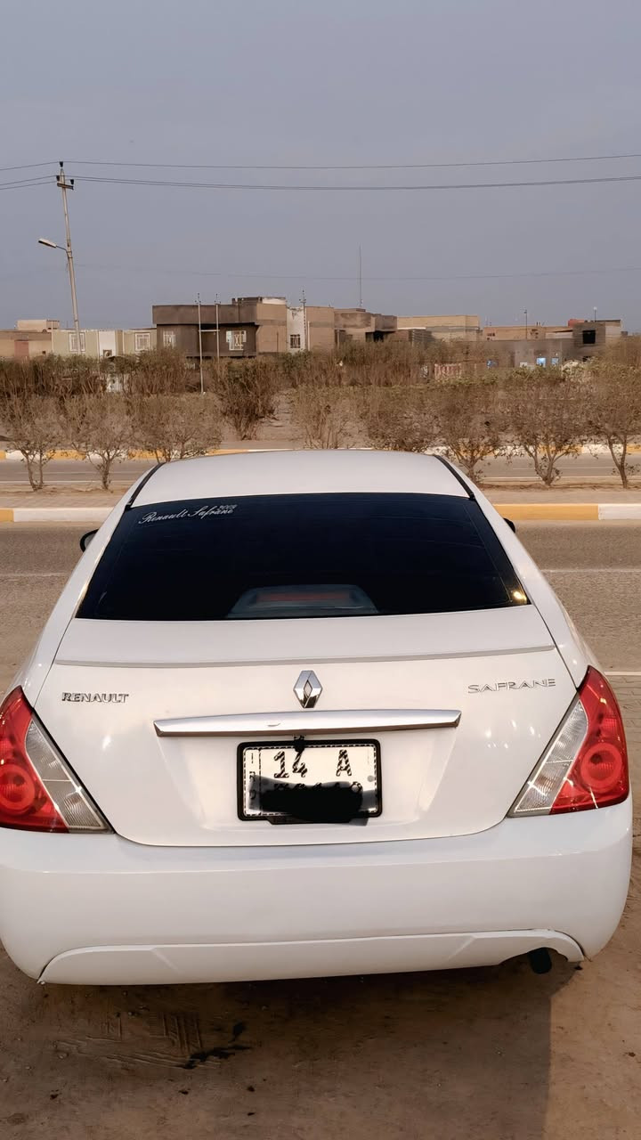 السلام عليكم 
للبيع رينوا سافران 2009خليجي محرك 2000       4سلندر سيارة جاهزة وحلوة من جميع النواحي كير مكينة حدادية كهربائيات تدفئه تبريد ثلج ع اخر حباية السيارة بيهه قطعتين صبغ فقط بدون ضربه بدون حادث فقط صبغ اثر جراد بشرط سونار موجود مكان السيارة الديوانية اتصل وبيك خير ودلل ***********
السعر93 وبيهه مجال
