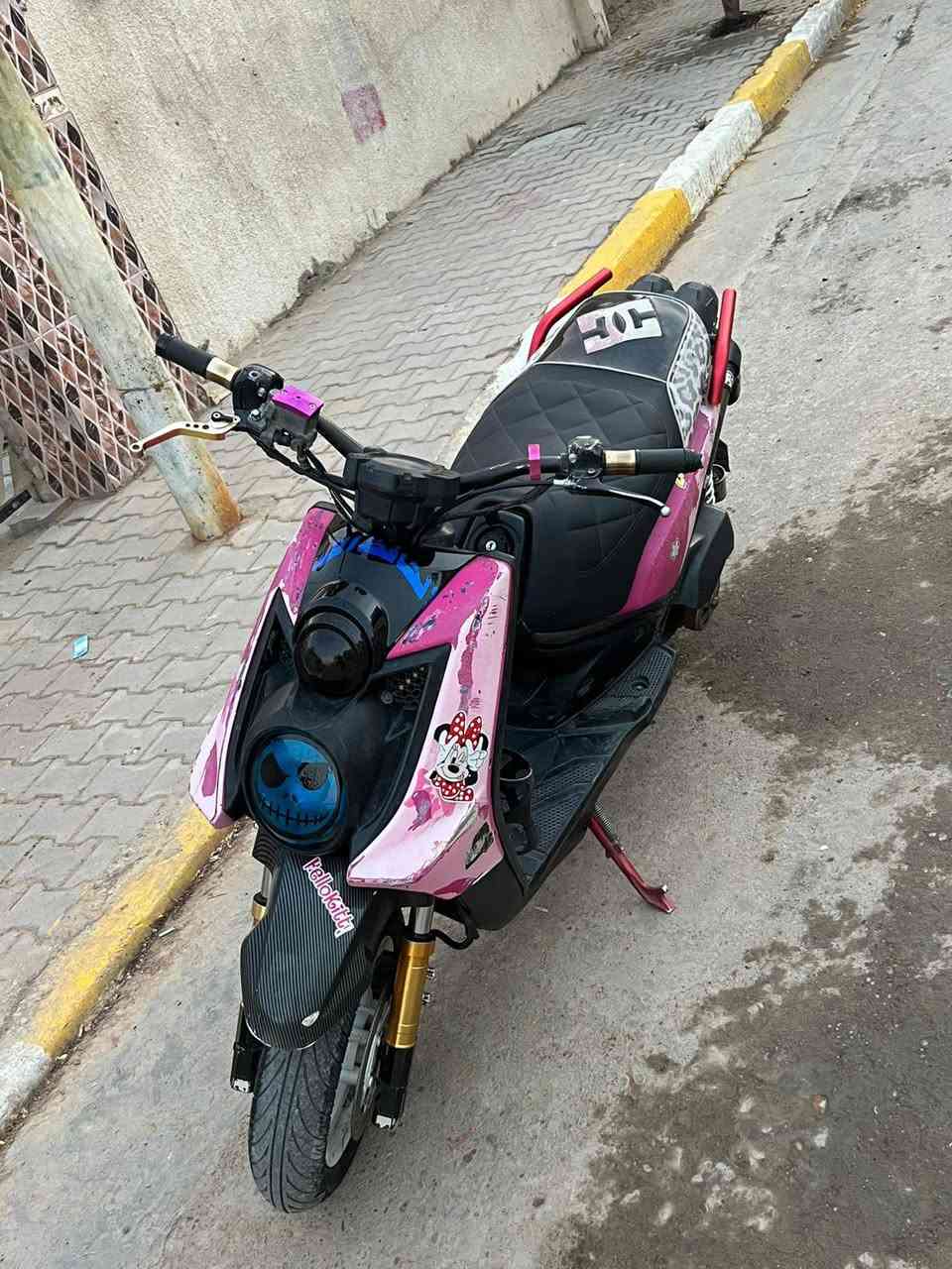 سلام عليكم شباب هاي دراجه سكنس جبلي دراجه هاي صورهه نضيفه شلعه ومعدل دراجه حلوه ومال شارع ودراجه مكينتهه حلوه وناعمه الدراجه نكره سلف بسعر800وبيهه مجال بصيط الرقم ***********فقط واتساب مكاني بغداد العماري مقابل مطعم الحجي
