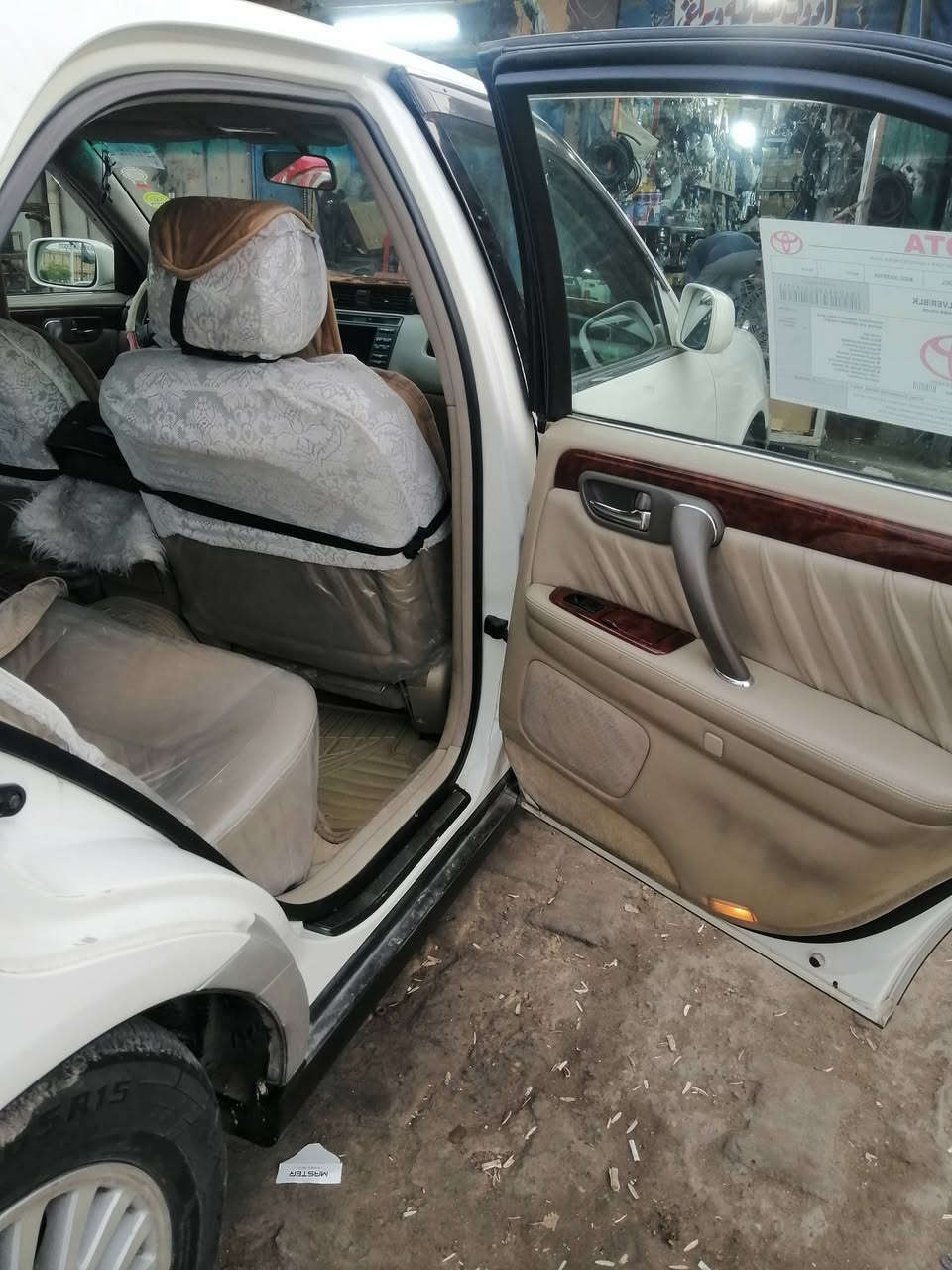 جنون ملكه 2003 ادوات ادوات متومه كامله كفاله من الكص والضربه محرك دي فور الجبير تنته يدات استيل السياره جديده مال بيت كارتون تسجيل نفتح ماعندي امكانيه اسجلها سعرها 85 ورقه بيها مجال هذا رقمي ***********
