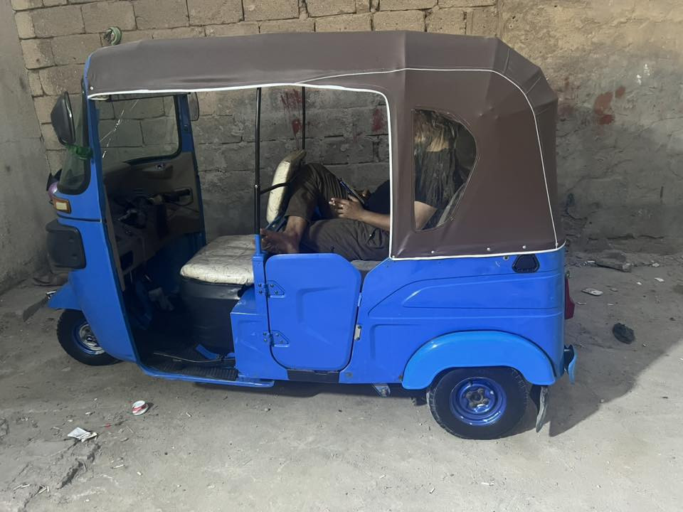 تكتك سحب 22مكينه وبدي كفاله كامله من كلشي عنوان بصره حيانيه ***********
