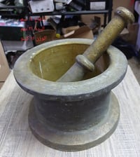 هاون يهودي • ١٥ كيلو • يد ٢٤ سم