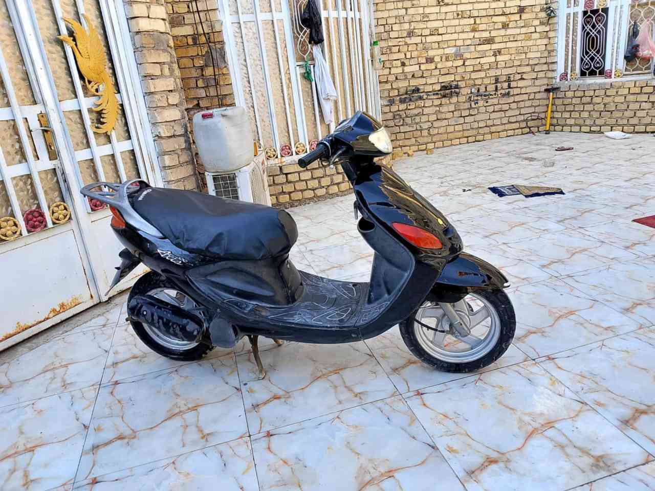 دراجه اكزز فحل جاهزه ماناقصها شي نقصها بس باتري اطلع بيها وين مايعجبك مكينه ناعمه تخبل شلعه قويه ب250   رقمي ***********
