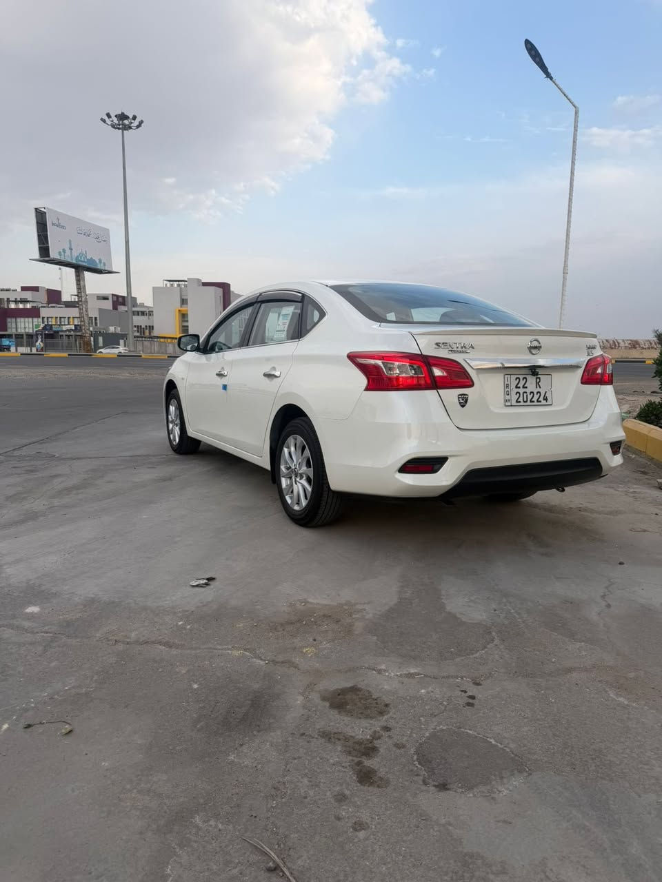 للبيع 🚦نيسان سنتره /مديل 2025      كفاله عامه /عداد7000k /داخل احمر المرغوب سياره وضع شركه(سعر )128. وبيها مجال بسيط كلش(رقم***********)اتصال فقط مامتواجد عل فيس)مكان البصره
