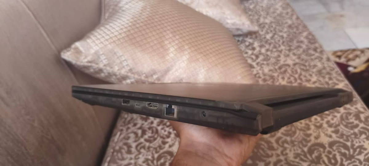 لابتوب ام اس ئاي 15.6 - انج - - 15 CYBORG - jga - Core i5-13420H - RTX 3050 - 6GB 16 كيكابايت / 512 كيكابايت SSD

***********
