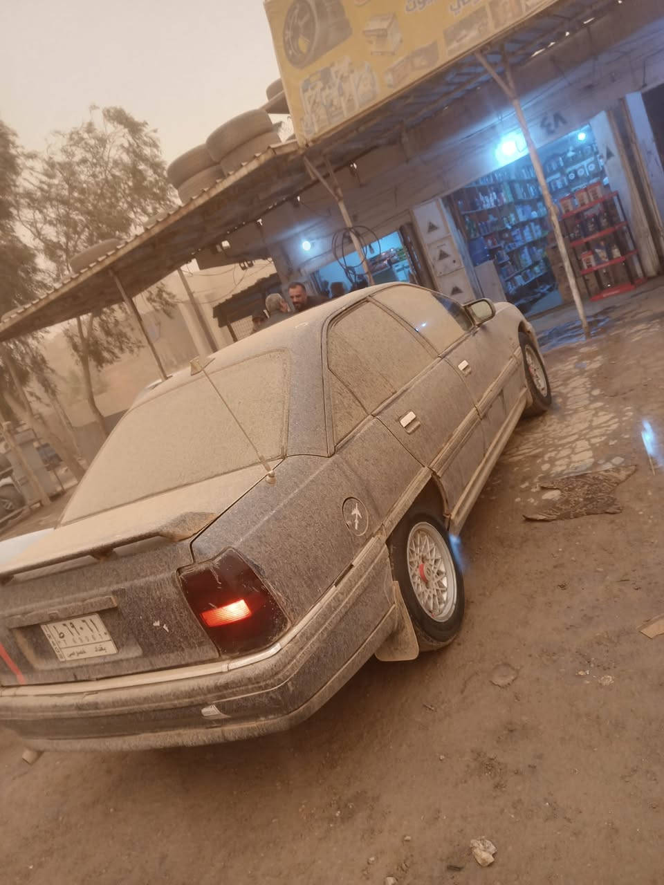 السلام عليكم للبيع اوبل اوميكا موديل 91 رقم بغداد تحويل ثاني يوم سنوية 2029 صدر جديد تخم تاير كهربائيات كلهة شغاله غرفتهة نضيفه حيل كشرهة حلو اخياس مابيهة مكينه وكير مكفولات اوتو فتحه سقف السعر 37 وبهية مجال للشراي الاستفسار علا الرقم ***********
