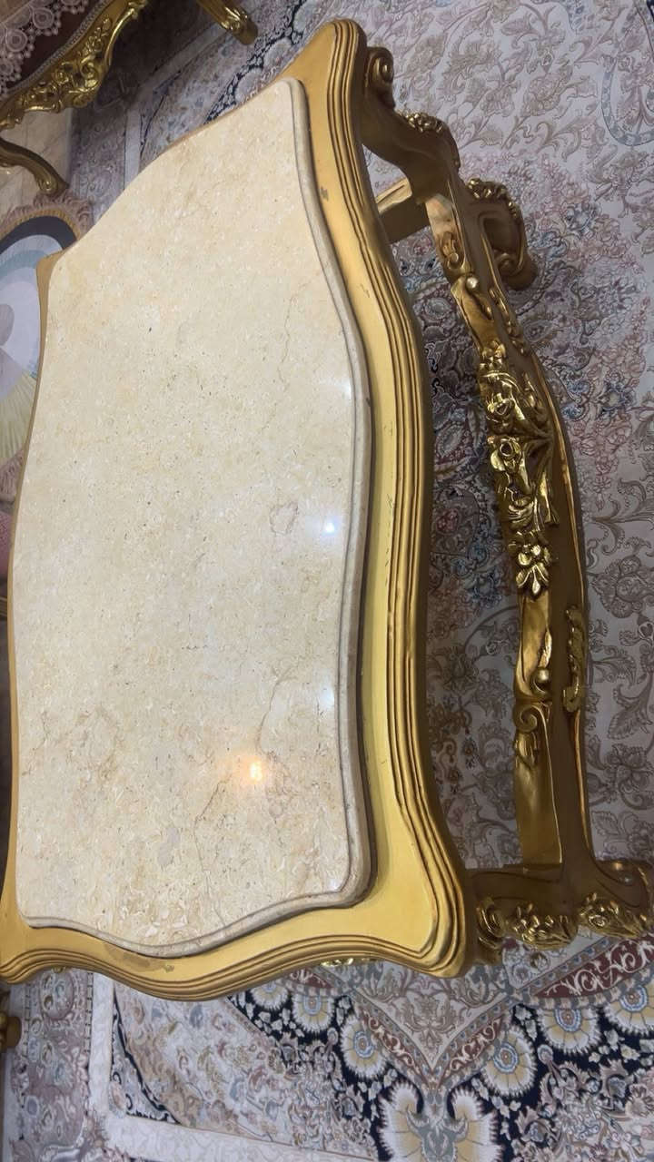 السلام عليكم قنفات للبيع نوع زان مصري نظيف جدا وجديد طقم ونص نقش يدوي ١٥ شخص  ٣ قنفة حجم كبير يسع ٣ اشخاص كل واحدة مع ٦ قنفات مفردة ميز وسط زان حجم كبير عدد ٢ طبلات دائرية عدد ٢ مع باترينات عدد ٢ زان مصري للتواصل عل خاص السعر المطلوب ٤مليون وخمسمية كلها طقم ونص وباترينات عدد ٢ بشرط جديد والكشنات سحابة قابل للفتح والغسل


**إذا كنت صاحب هذا الإعلان وتريد حذفه لأي سبب، رجاءا أرسل رسالة إلى الدعم الفني**