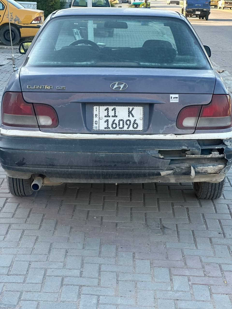 السلام عليكم سياره النترا دمعه موديل1993كير ومكينه جديد السعر27$وبيه مجال للطيبين اتصال على الرقم***********
