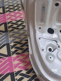 موجود عندي قبق جنطه وشباك اصليات 07705582282
