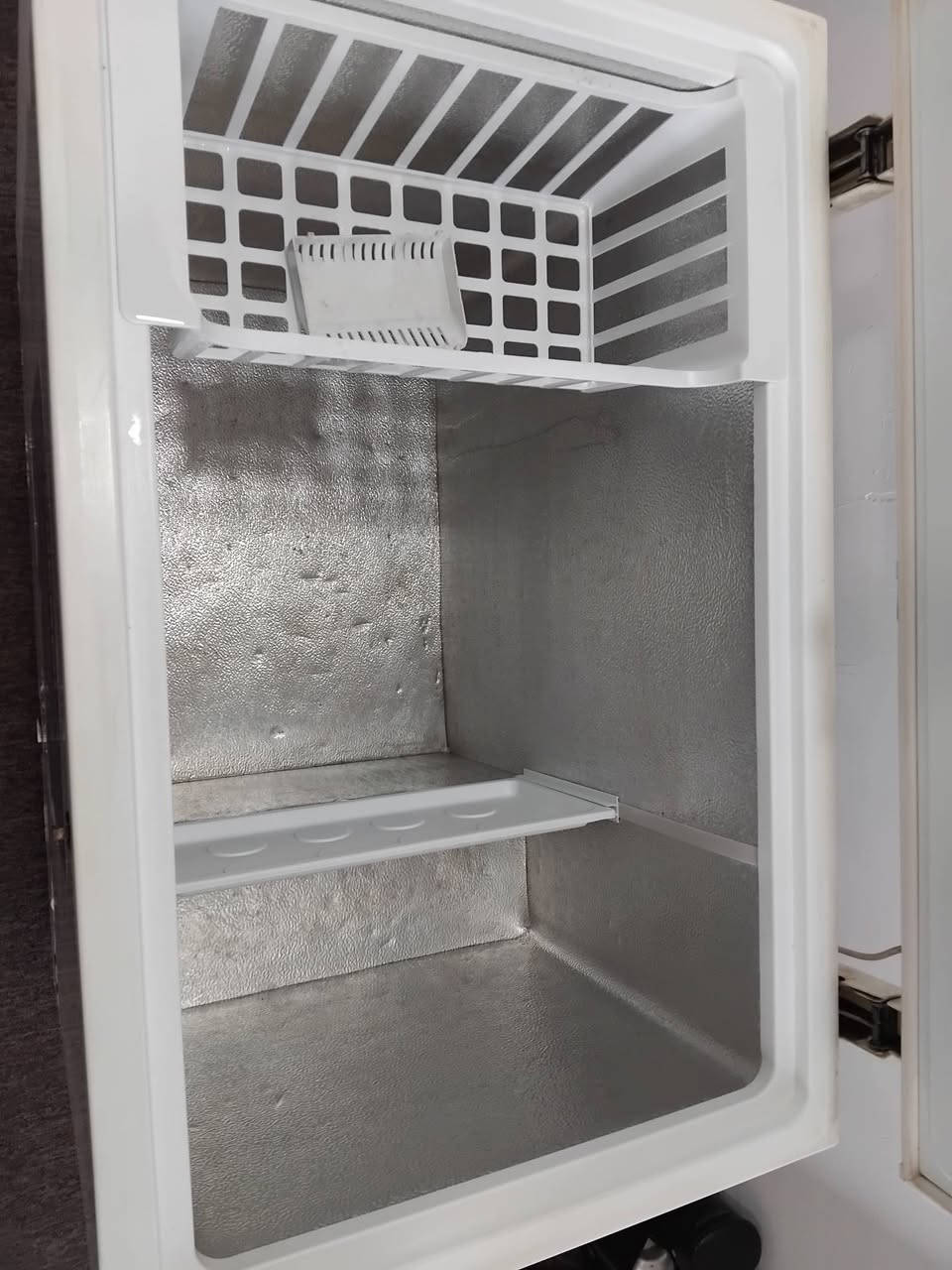 مجمدة للبيع وشغالة شرط المكان سميل


**إذا كنت صاحب هذا الإعلان وتريد حذفه لأي سبب، رجاءا أرسل رسالة إلى الدعم الفني**