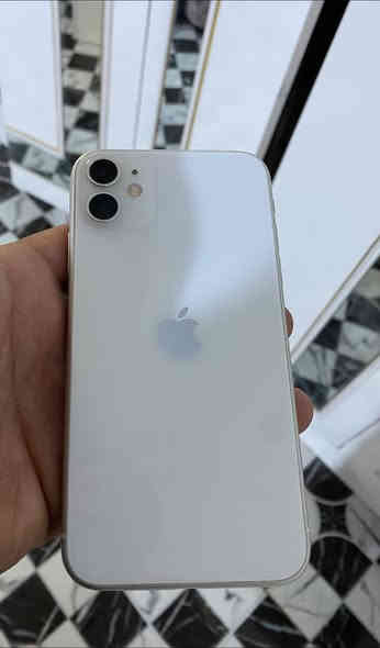 ايفون 11 عادي ذاكره 128 بطاريه 78 ماكو كل صرف الجهاز وتر بروف ضد المي يعني نهائياً ممبدل بي ركز الجهاز مو امريكي 285 وبي مجال 
مكاني كربلاء/الامام عون/***********

