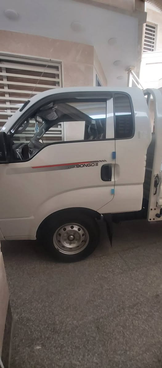 السلام عليكم للبيع كيا حمل مسكر موديل 2023 رقم بغداد الدولي السياره مكفوله كفاله  كير و محرك كفاله كير اوتوماتيك ماشيه 54 الف حقيقي فول مواصفات 6 دكم السياره وضع شركه السعر 230 و بيها مجال *********** فقط على الواتساب اجاوب
